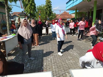 Lomba ibu2