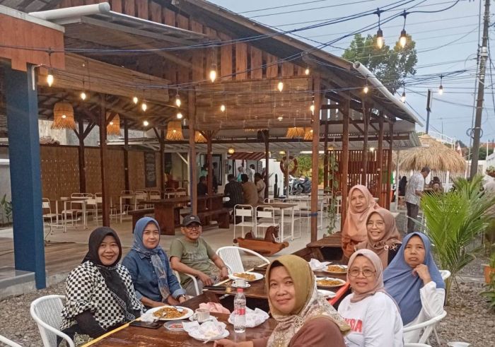 Pembukaan Kafe Baru Waroeng Atelier di Jalan Kartini Gombong 02