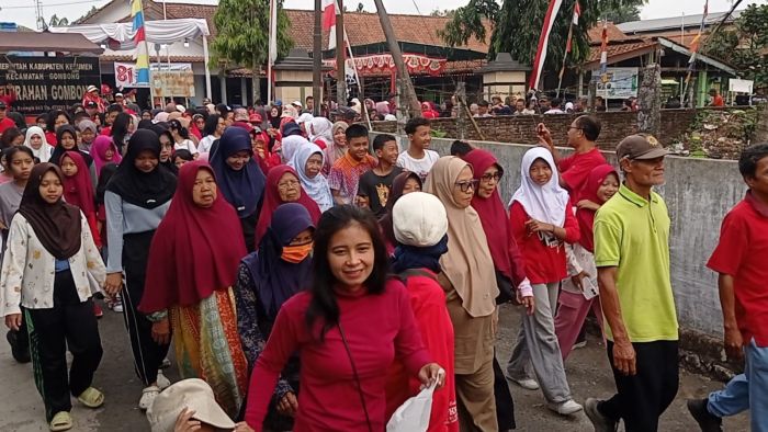 Jalan sehat dan senam Bersama Memperingati HUT RI ke 81 01