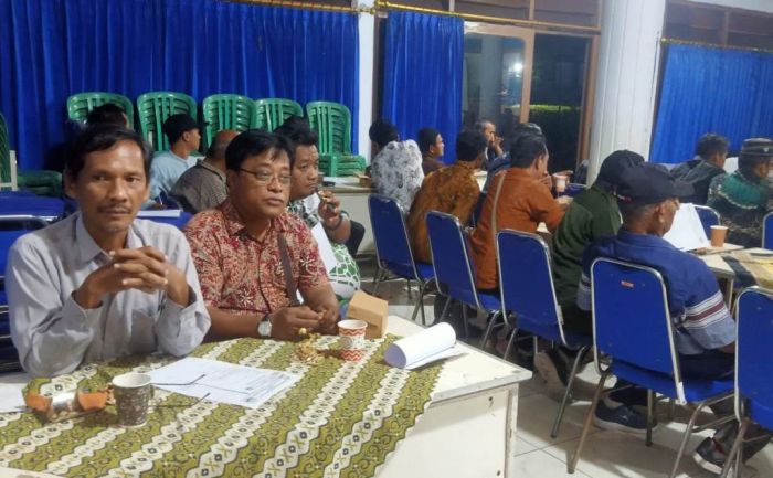 Rapat Anggota Tahunan Koperasi Merah Putih Kelurahan Gombong 01