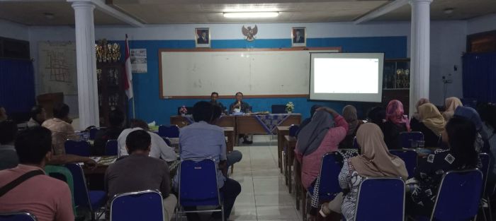 Rapat Koordinasi Penetapan Kegiatan Peringatan HUT Kemerdekaan RI ke 80 Tahun 2025 Kelurahan Gombong 02