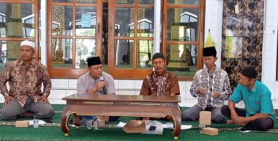 Santunan Anak Yatim dan Kaum Dluafa Kelurahan Gombong