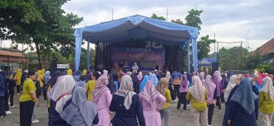 Senam Sehat dan Pembinaan Kader Kesehatan dan PKK se-Kecamatan Gombong Bersama Bupati Kebumen